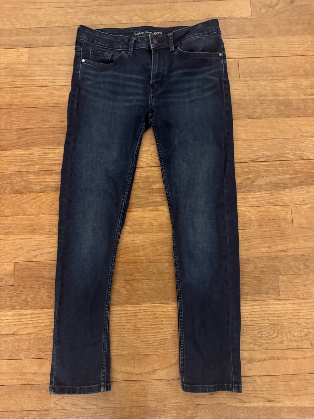Calvin Klein Women's Blue Slim Boyfriend Jeans - Size 2
b93